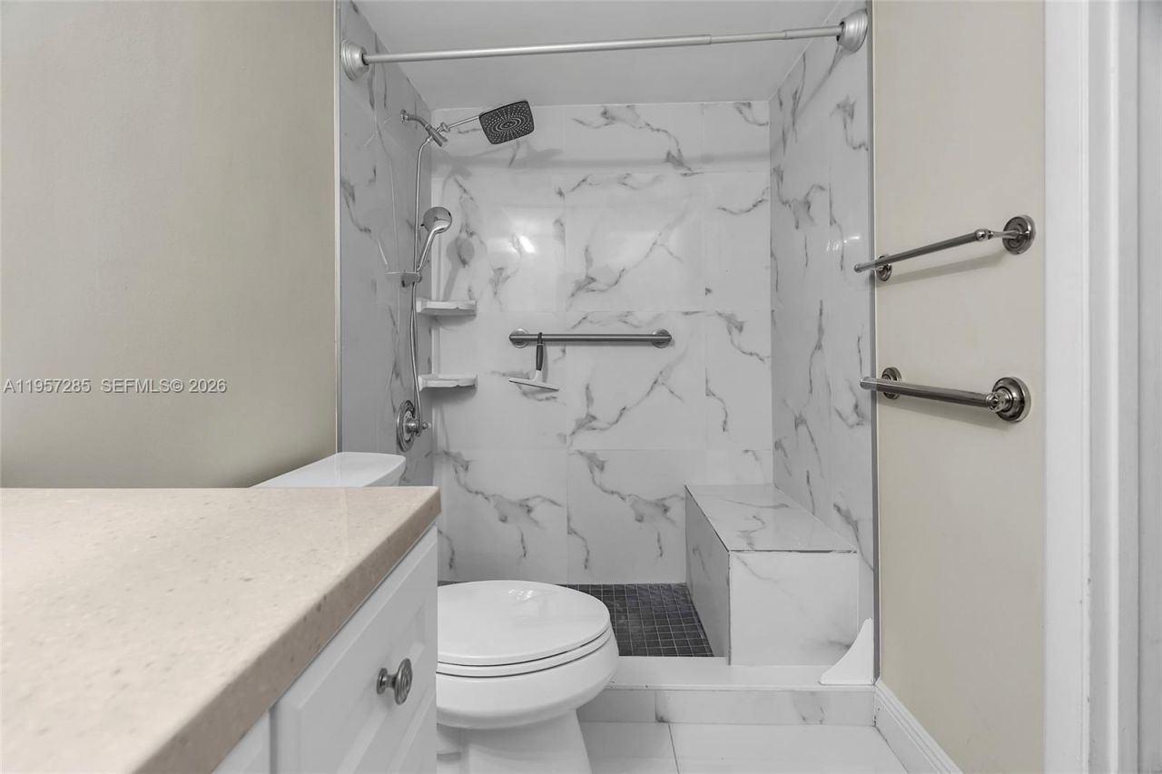 6768 Canary Palm Cir, Boca Raton, FL 33433 Photo