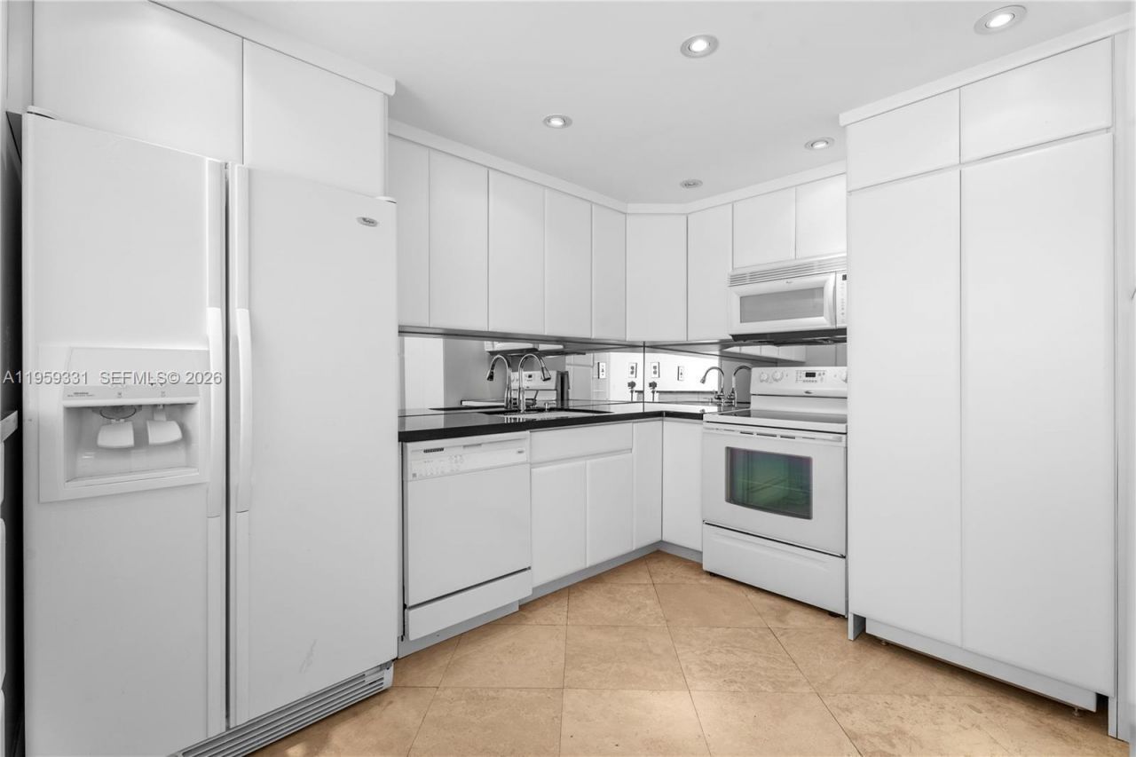 1901 Brickell Avenue , Unit B407, Miami, FL 33129 Photo