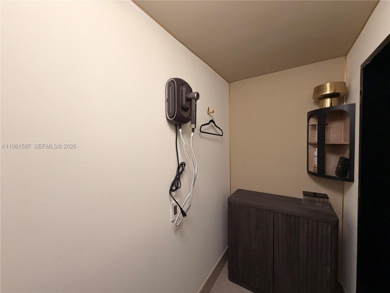 920 SW 50th Ave, Plantation, FL 33317 Photo