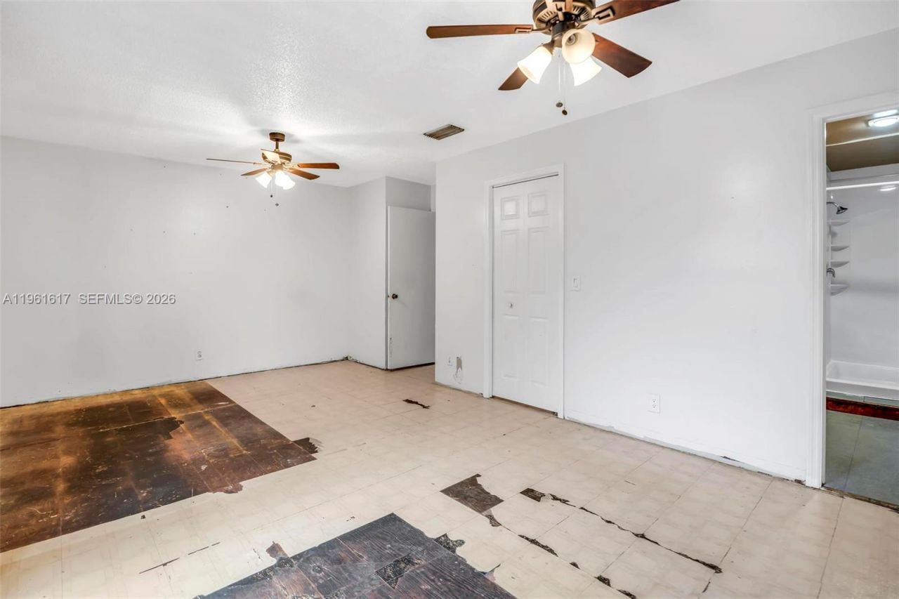 7345 NW 75th St, Tamarac, FL 33321 Photo