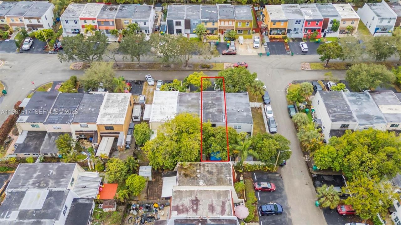 7345 NW 75th St, Tamarac, FL 33321 Photo