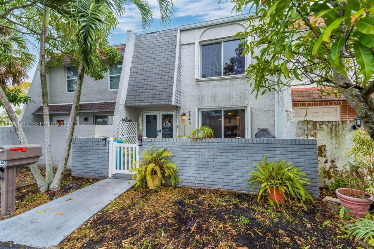 7345 NW 75th St, Tamarac, FL 33321 Photo