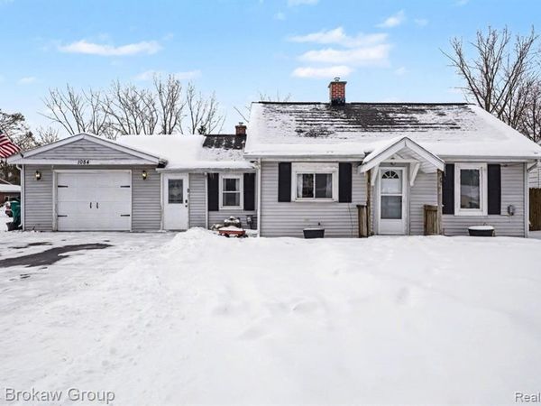 1084 Midland Road, Monitor Twp, MI 48706