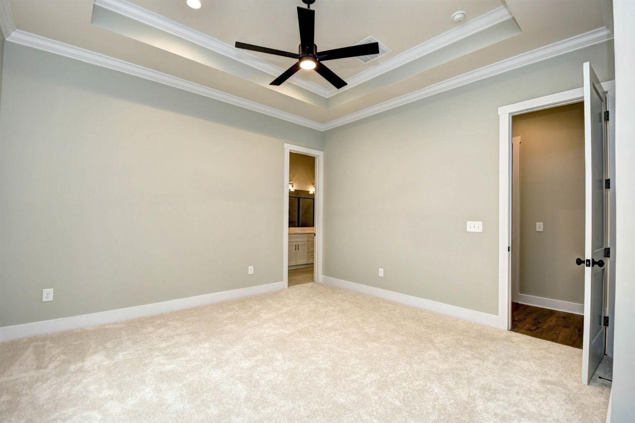 297 Waterfall Circle Photo 15