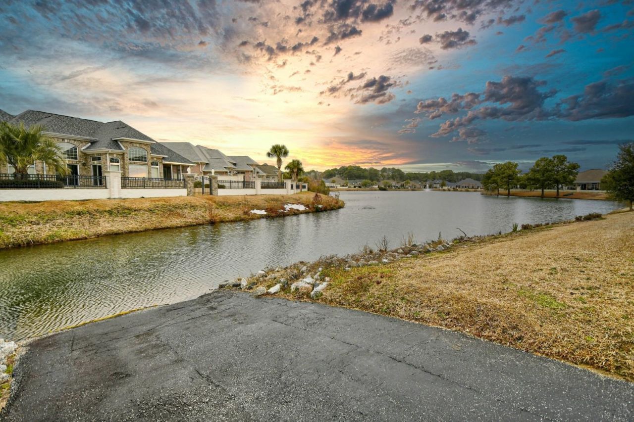 297 Waterfall Circle Photo 35