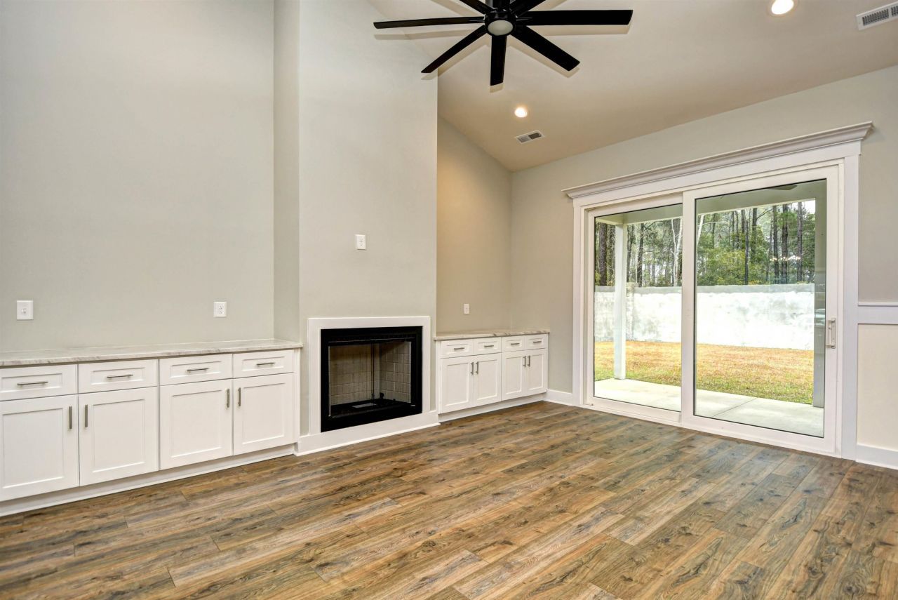 297 Waterfall Circle Photo 7