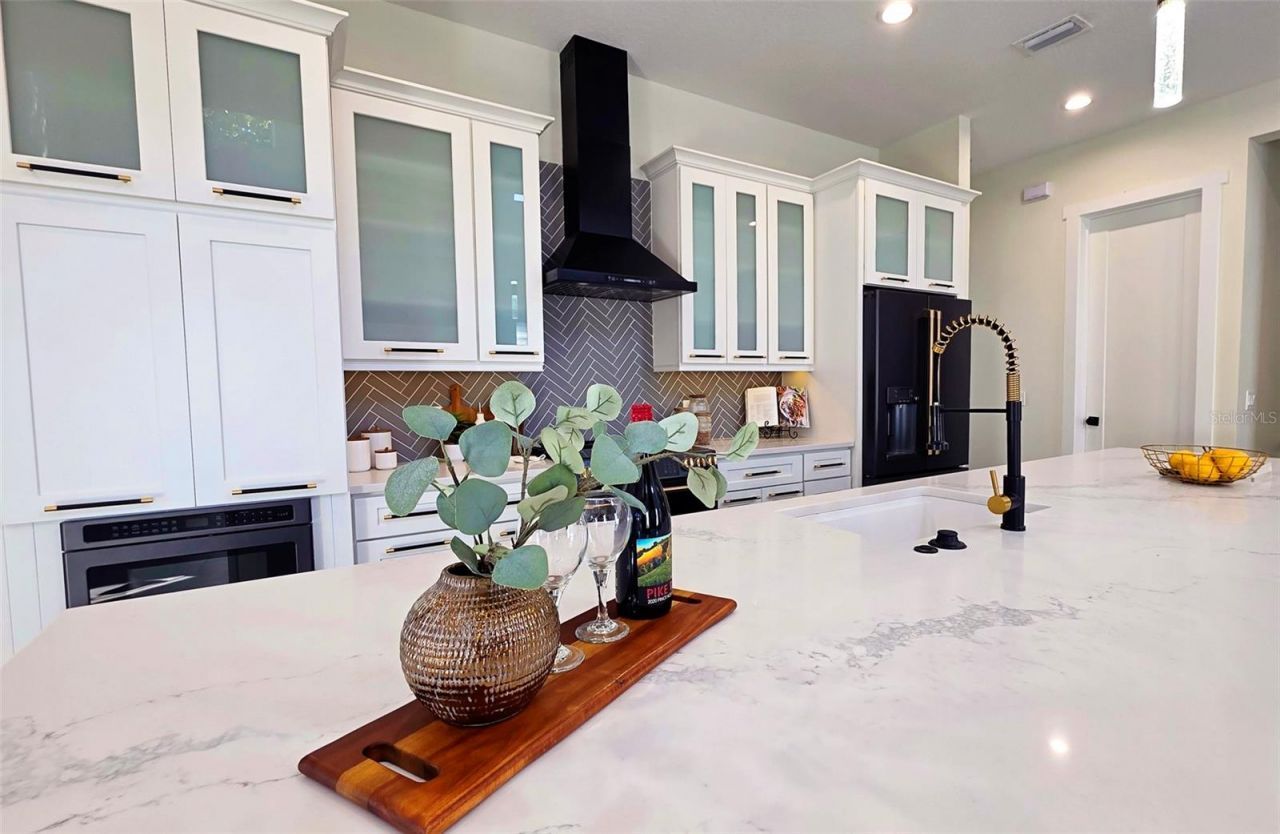 2475 Bay Street, Sarasota, FL 34237 Photo