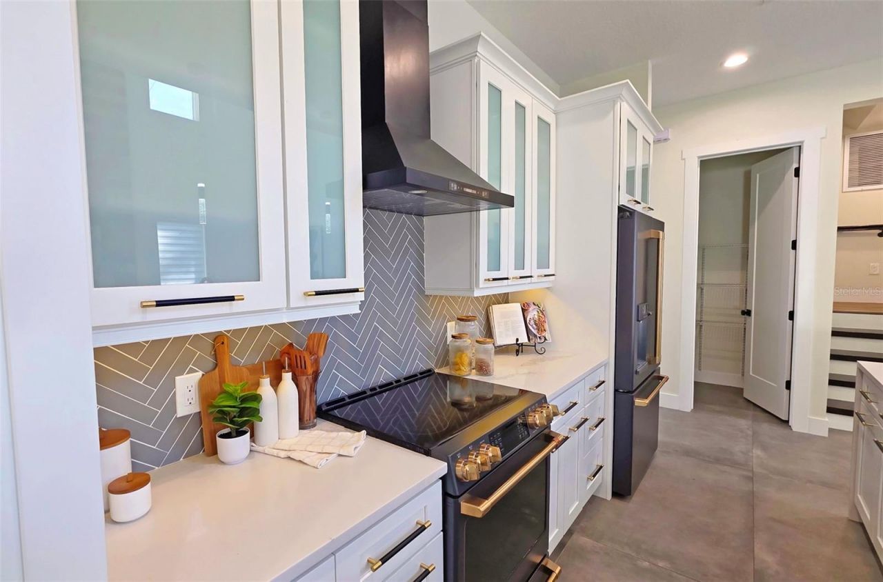 2475 Bay Street, Sarasota, FL 34237 Photo