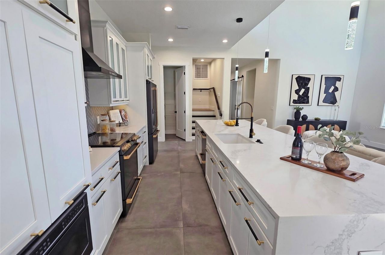 2475 Bay Street, Sarasota, FL 34237 Photo