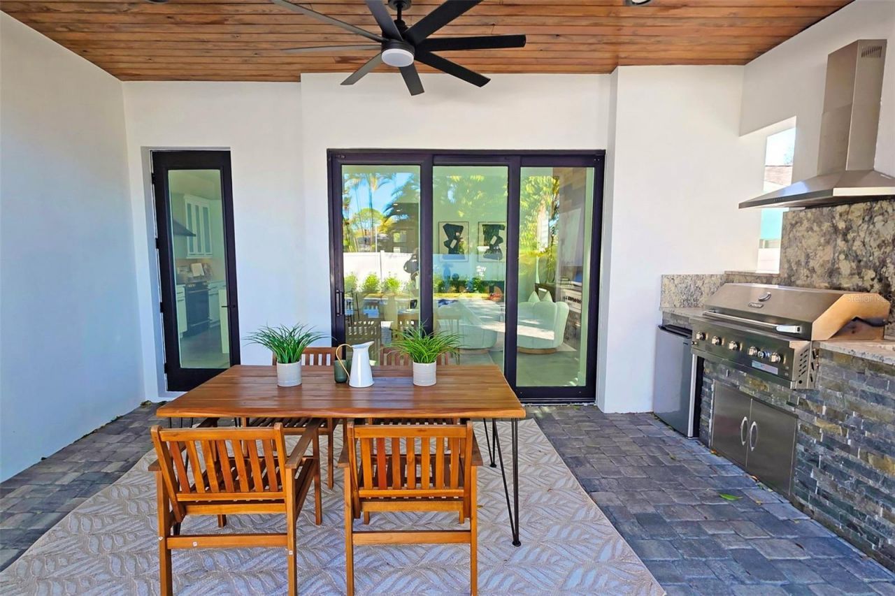 2475 Bay Street, Sarasota, FL 34237 Photo