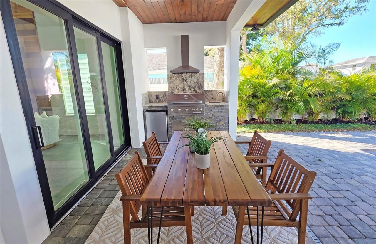 2475 Bay Street, Sarasota, FL 34237 Photo