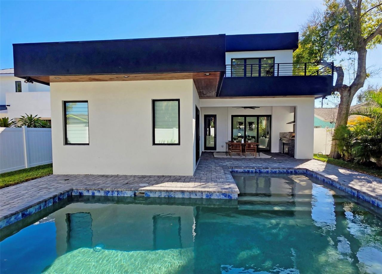 2475 Bay Street, Sarasota, FL 34237 Photo