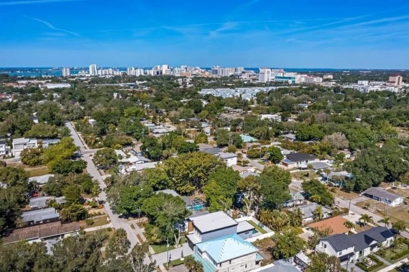 2475 Bay Street, Sarasota, FL 34237 Photo
