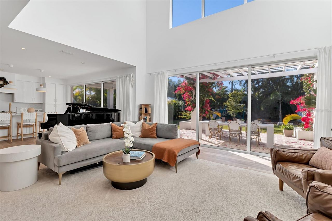 1642 Arlington Street, Sarasota, FL 34239 Photo