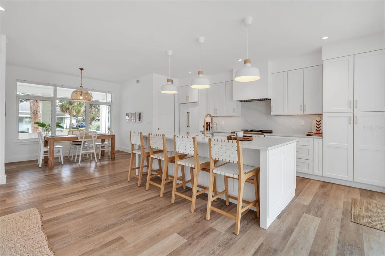 1642 Arlington Street, Sarasota, FL 34239 Photo