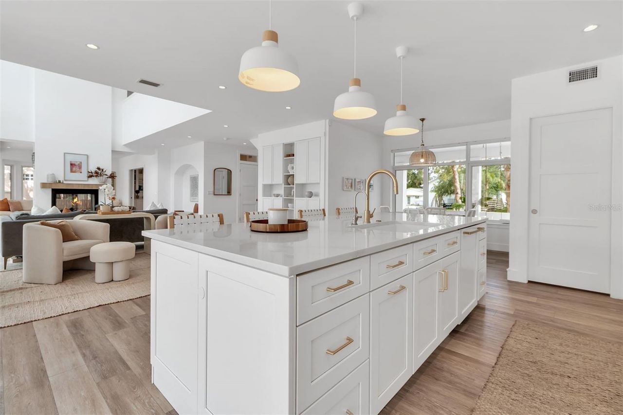 1642 Arlington Street, Sarasota, FL 34239 Photo