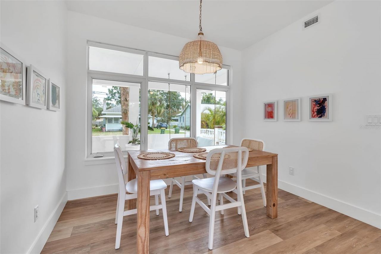 1642 Arlington Street, Sarasota, FL 34239 Photo