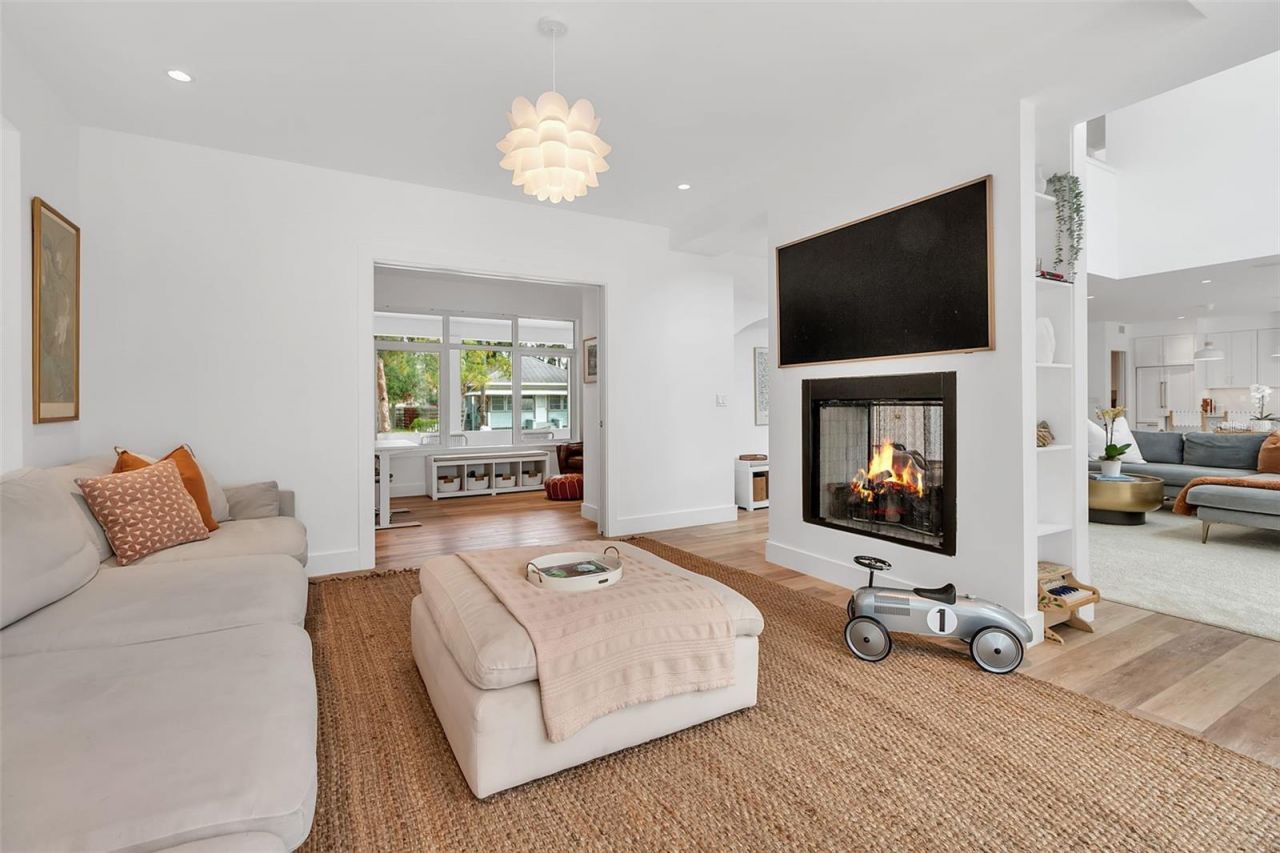 1642 Arlington Street, Sarasota, FL 34239 Photo