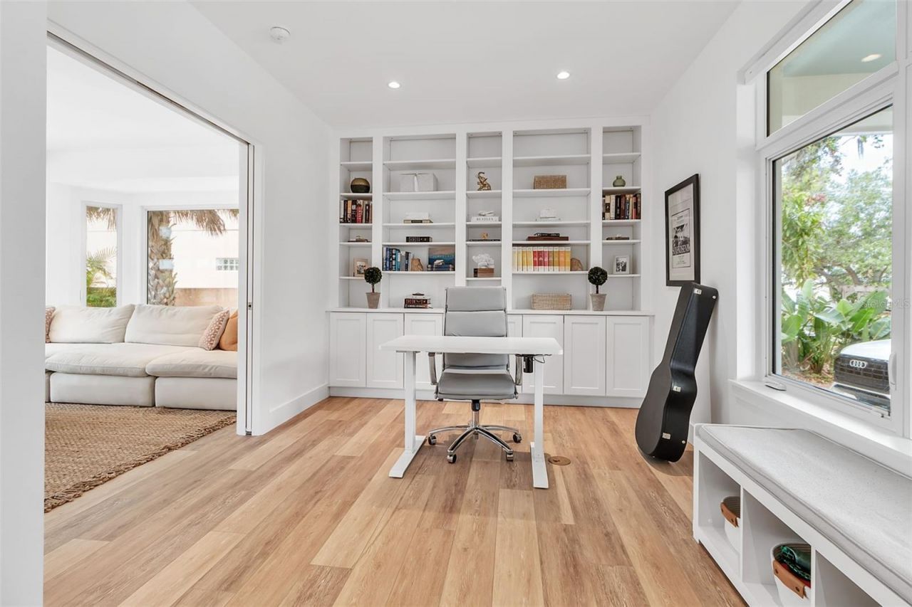 1642 Arlington Street, Sarasota, FL 34239 Photo