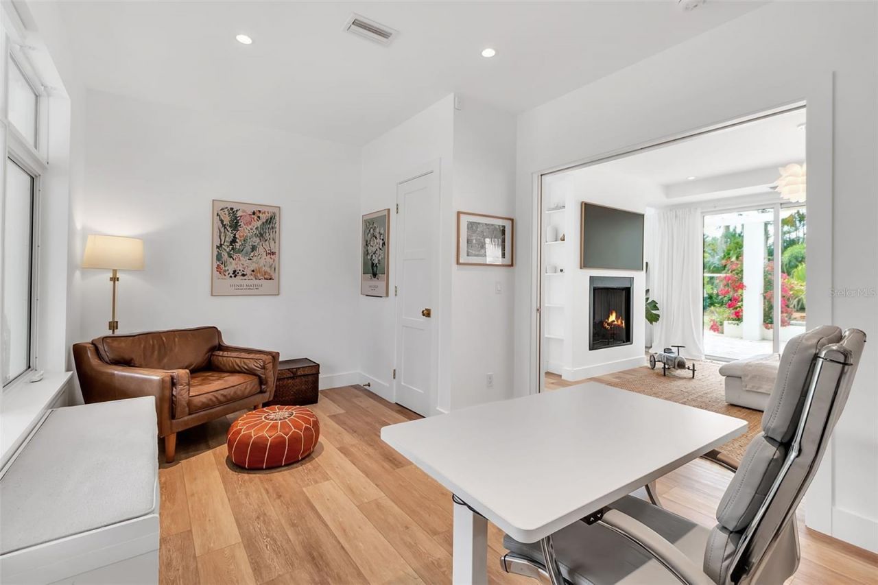 1642 Arlington Street, Sarasota, FL 34239 Photo