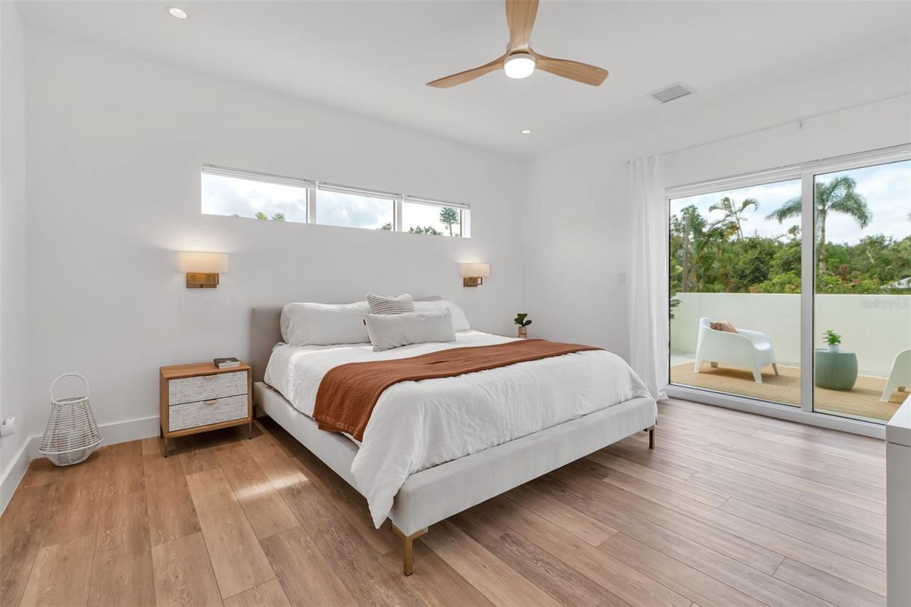 1642 Arlington Street, Sarasota, FL 34239 Photo