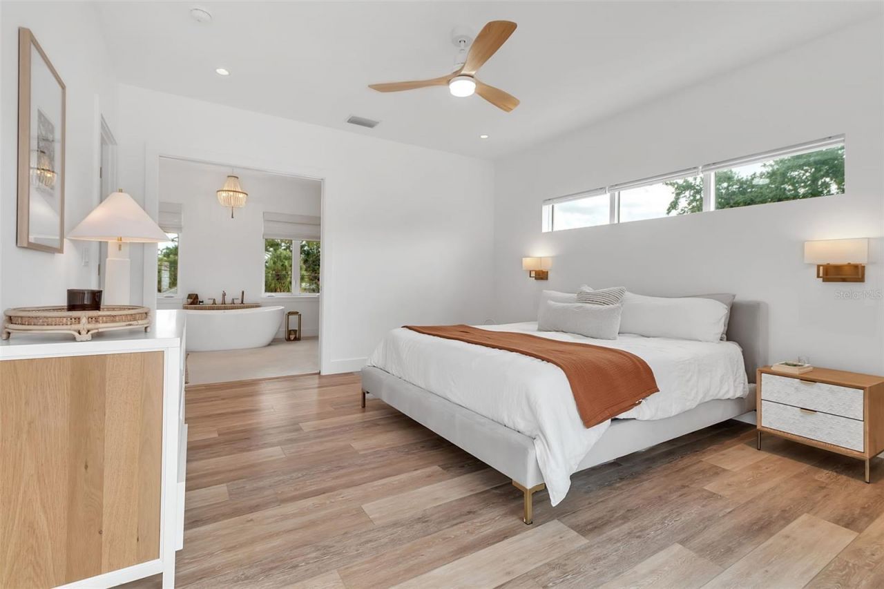 1642 Arlington Street, Sarasota, FL 34239 Photo