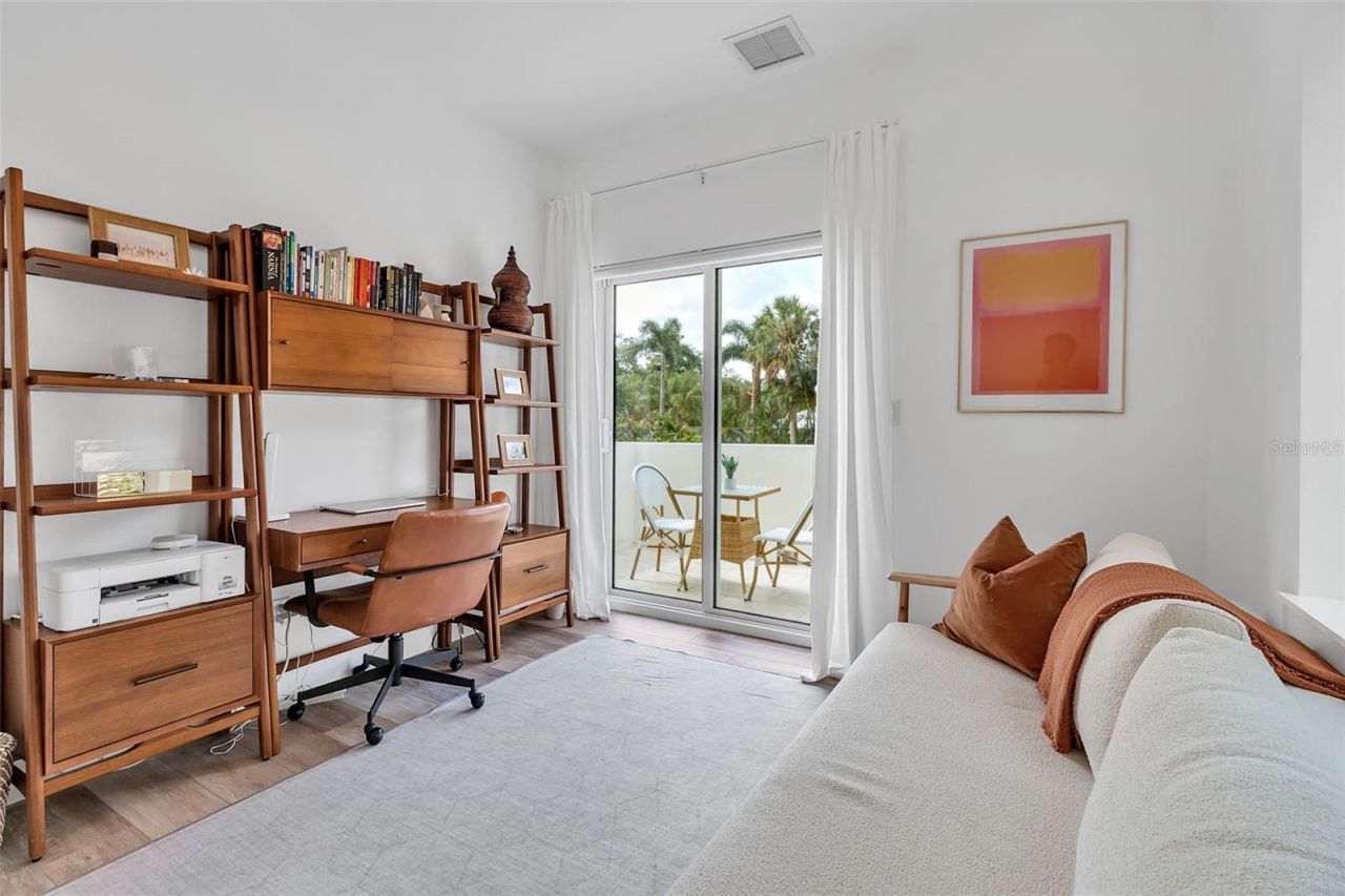 1642 Arlington Street, Sarasota, FL 34239 Photo