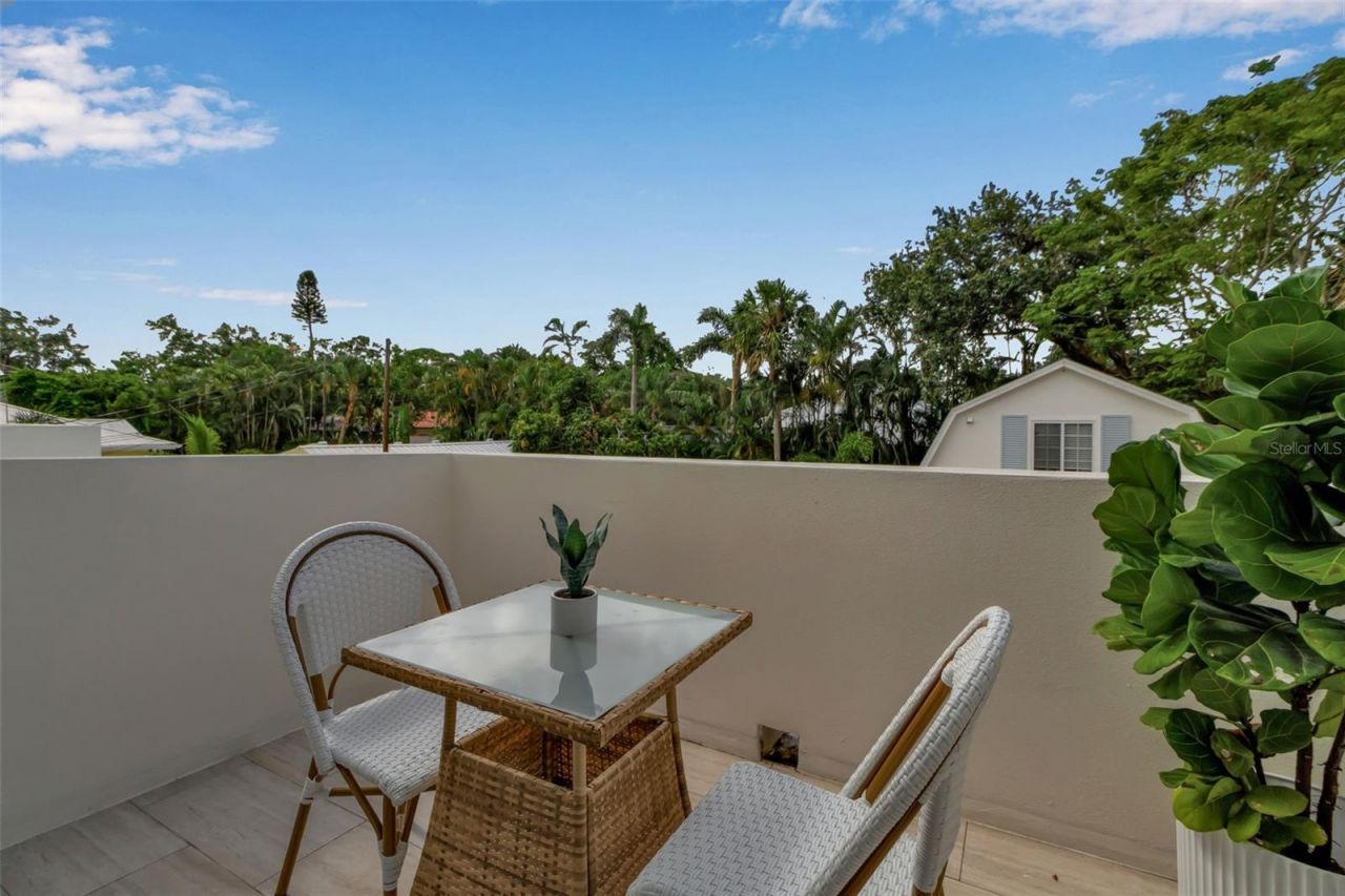 1642 Arlington Street, Sarasota, FL 34239 Photo