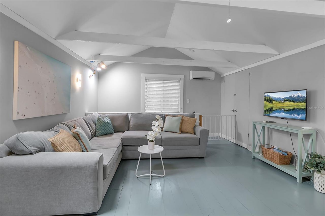 1642 Arlington Street, Sarasota, FL 34239 Photo