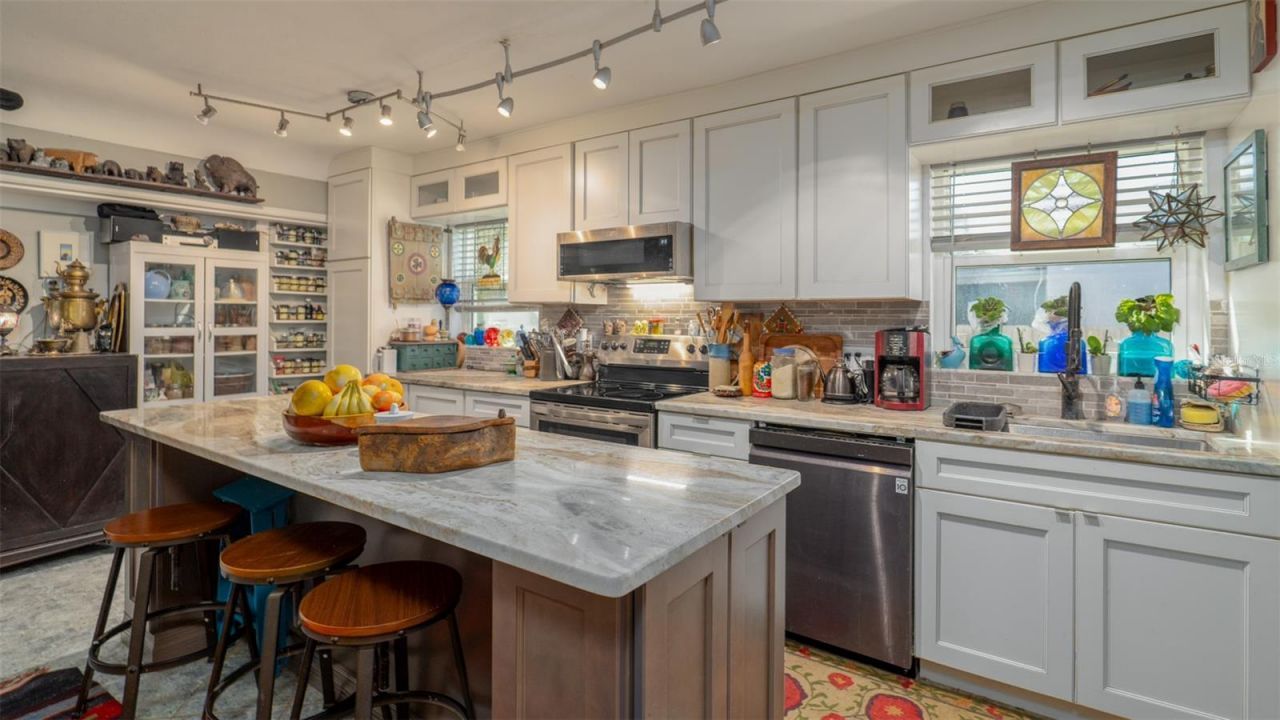 5508 9th Avenue N, Saint Petersburg, FL 33710 Photo