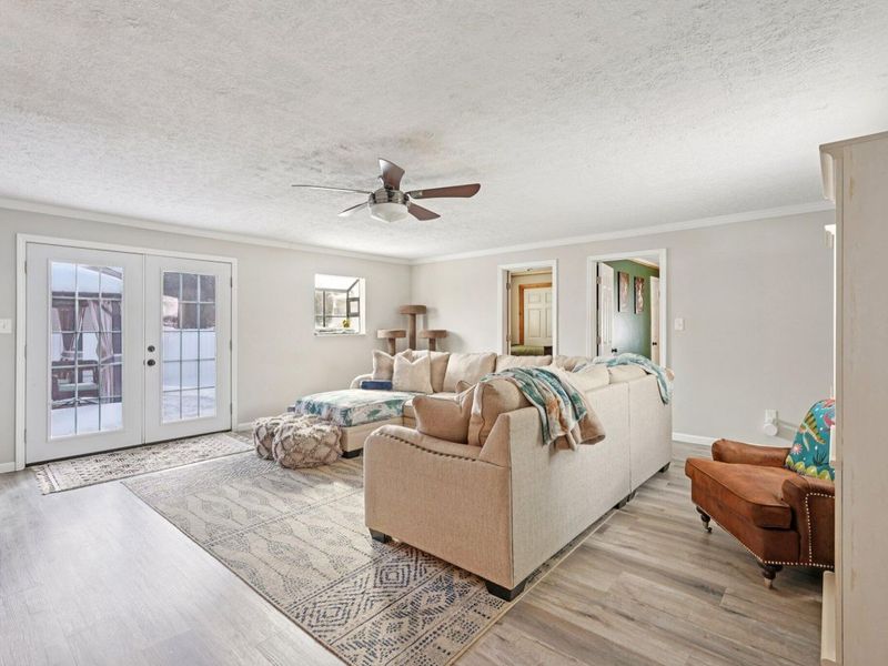 235 N Oak Street, London, OH 43140 Photo 12