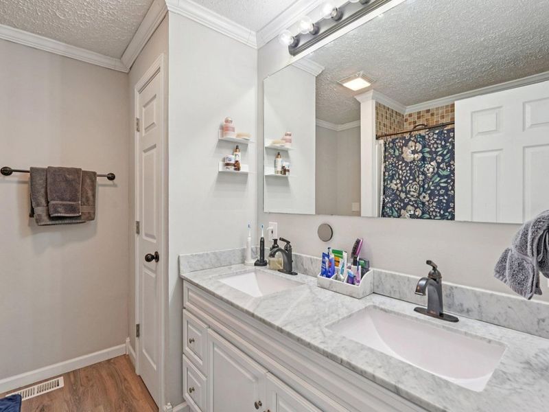 235 N Oak Street, London, OH 43140 Photo 34