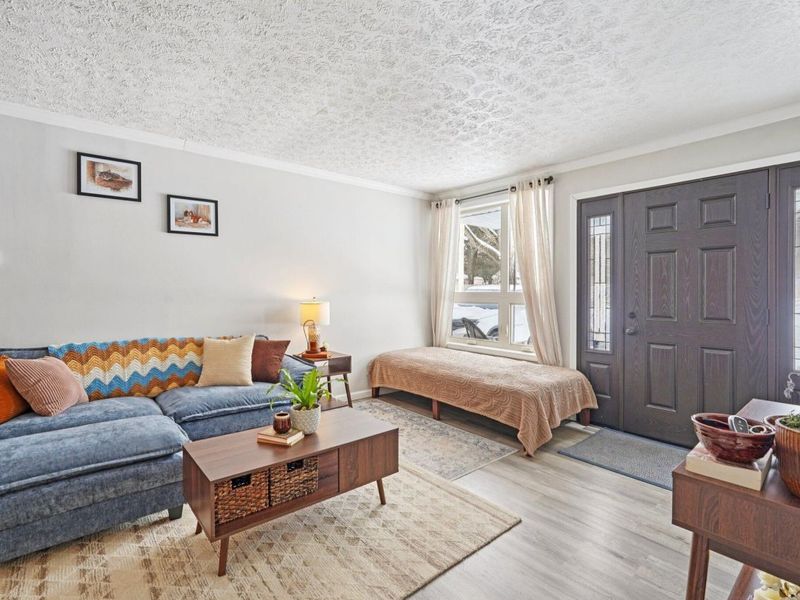 235 N Oak Street, London, OH 43140 Photo 9