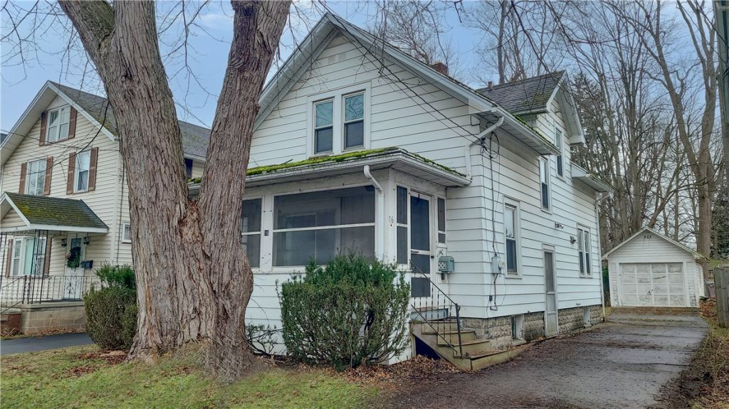 16 Franklin Street, Batavia, NY 14020 Main Photo