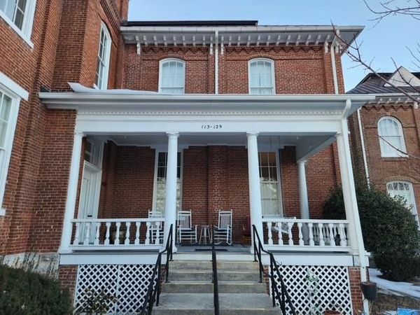 129 Academy ST, Salem, VA 24153