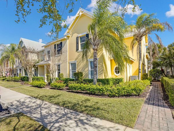 10484 SW Westlawn Boulevard, Port Saint Lucie, FL 34987