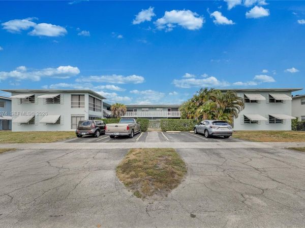 3711 Van Buren St, Unit 1, Hollywood, FL 33021