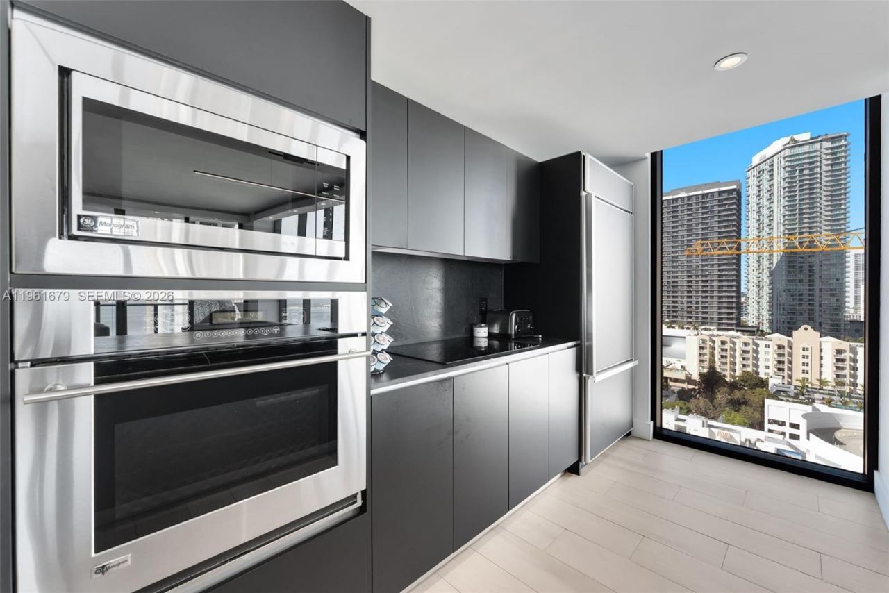 460 NE 28th St, Unit 1601, Miami, FL 33137 Photo