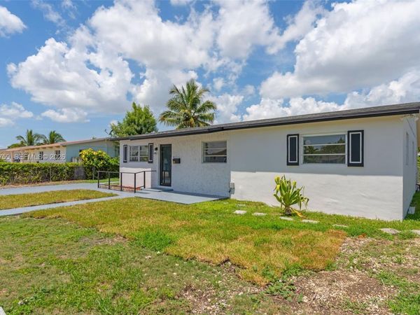 11711 SW 181st Ter , Miami, FL 33177