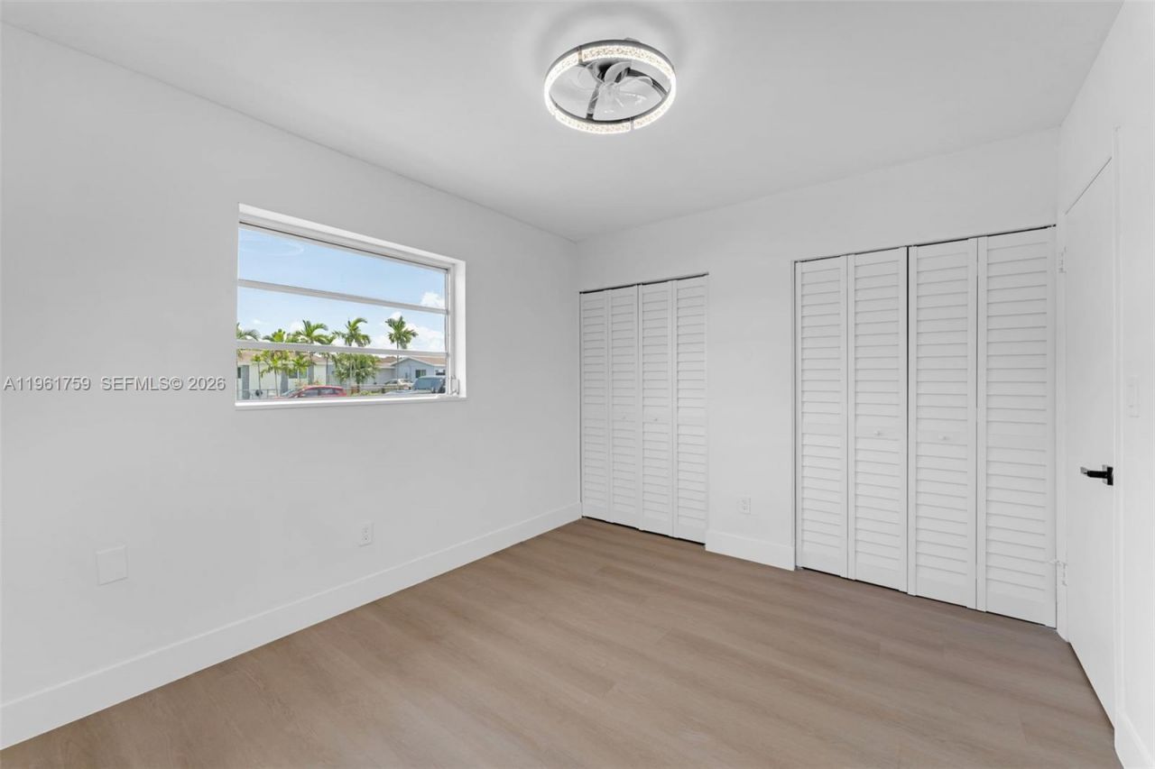 11711 SW 181st Ter , Miami, FL 33177 Photo