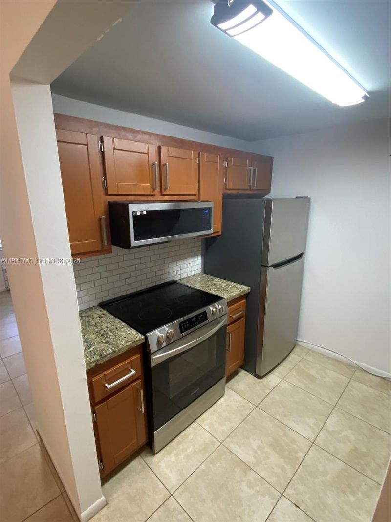 13255 SW 16th Ct, Pembroke Pines, FL 33027 Photo
