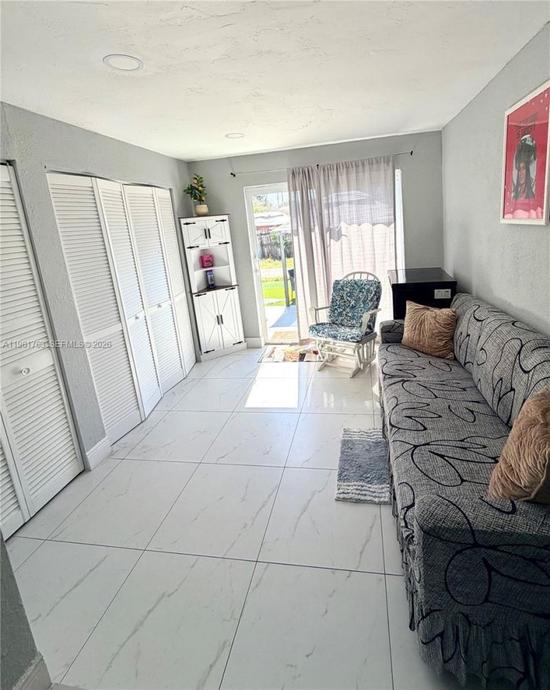 598 E 41st St, Hialeah, FL 33013 Photo