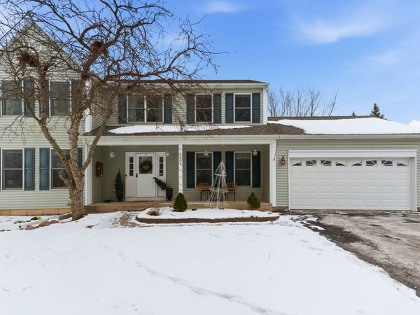 2001 Madison Avenue, Gurnee, IL 60031