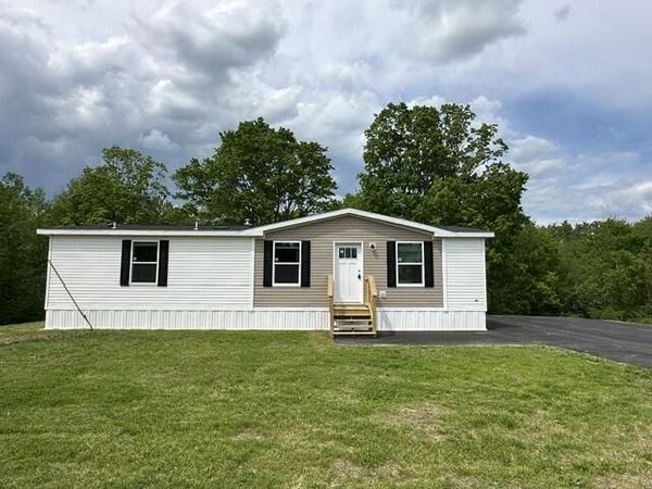 312 Gray Road, Vassalboro, ME 04989