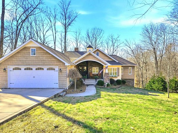 100 Cindy Cir , Tullahoma, TN 37388