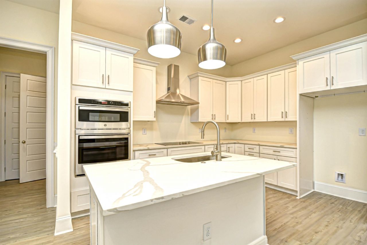 309 Waterfall Circle Photo 11