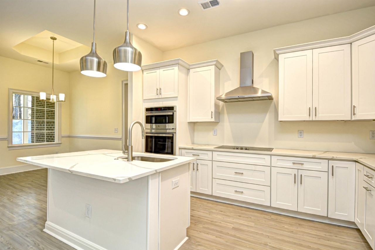 309 Waterfall Circle Photo 12