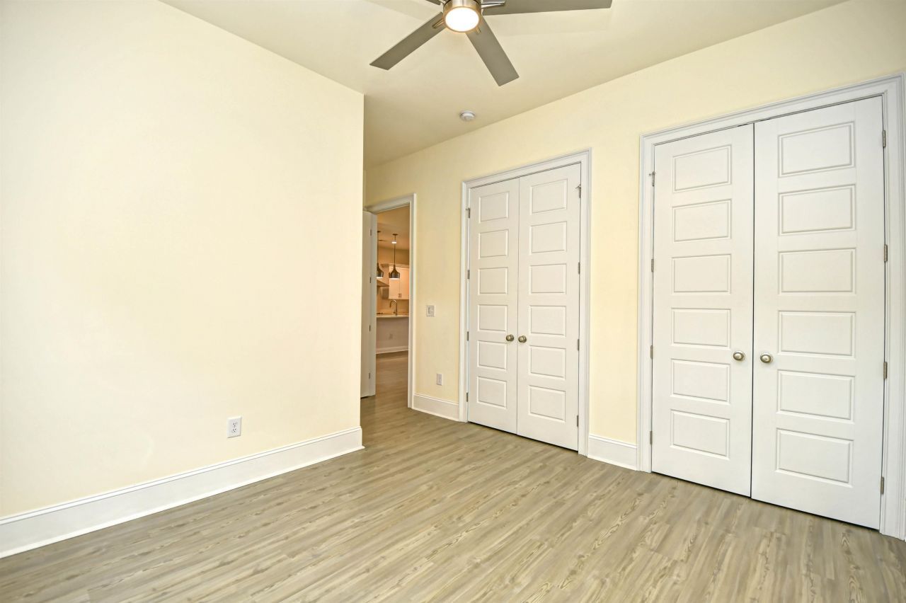 309 Waterfall Circle Photo 22