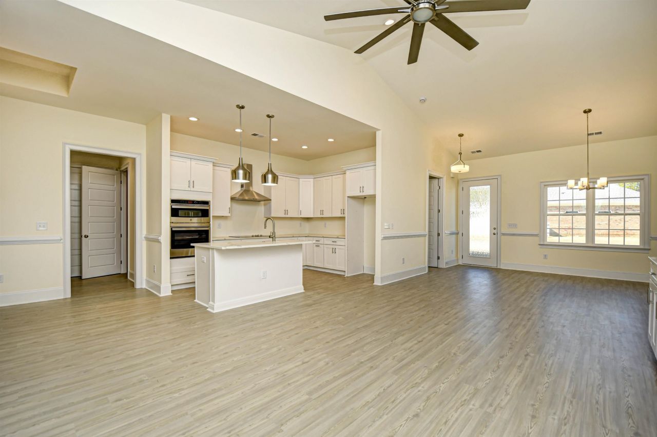 309 Waterfall Circle Photo 9