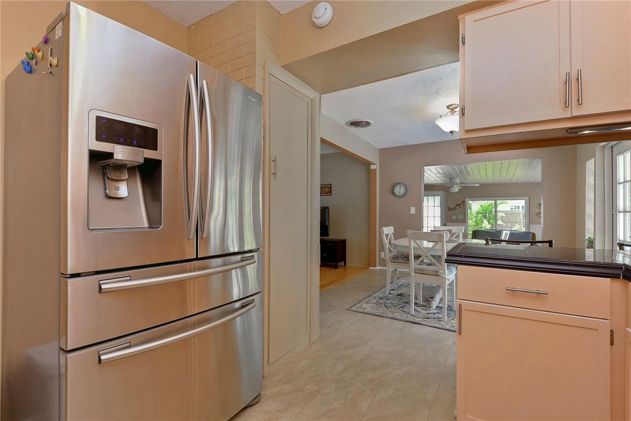 5850 24th Avenue S, Gulfport, FL 33707 Photo